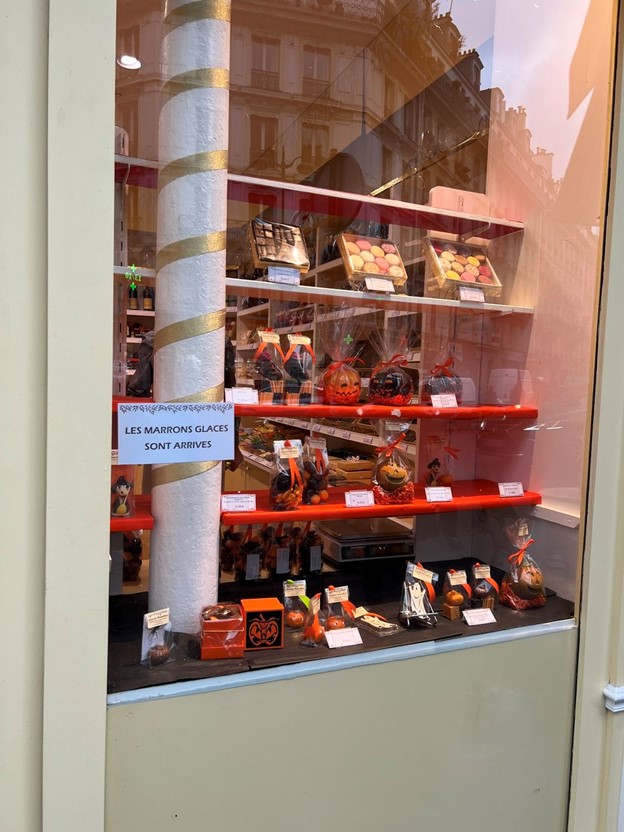 a photo of a patisserie shop window 
